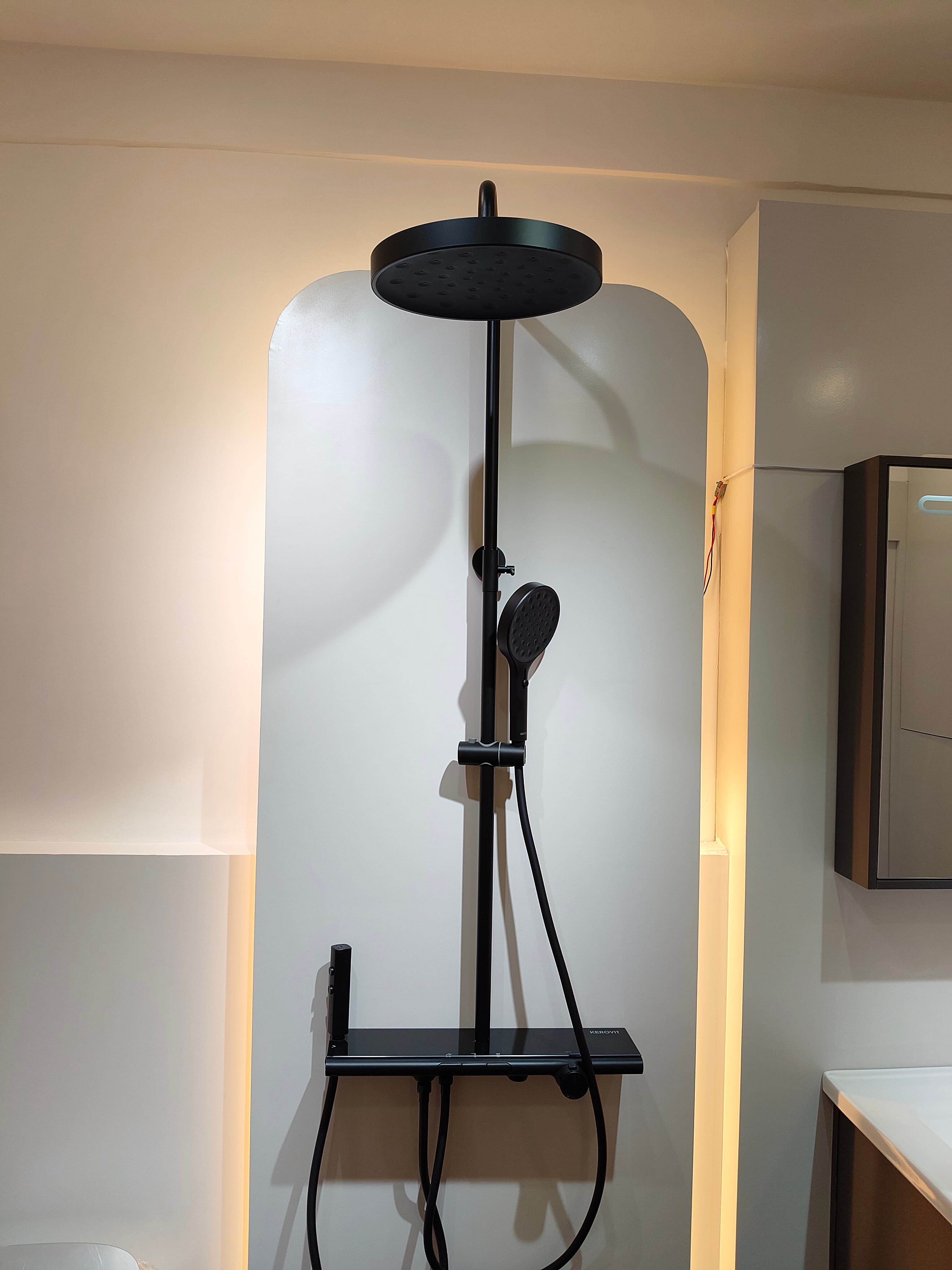 AARESS Enterprises showroom photo - IMG20260520124344