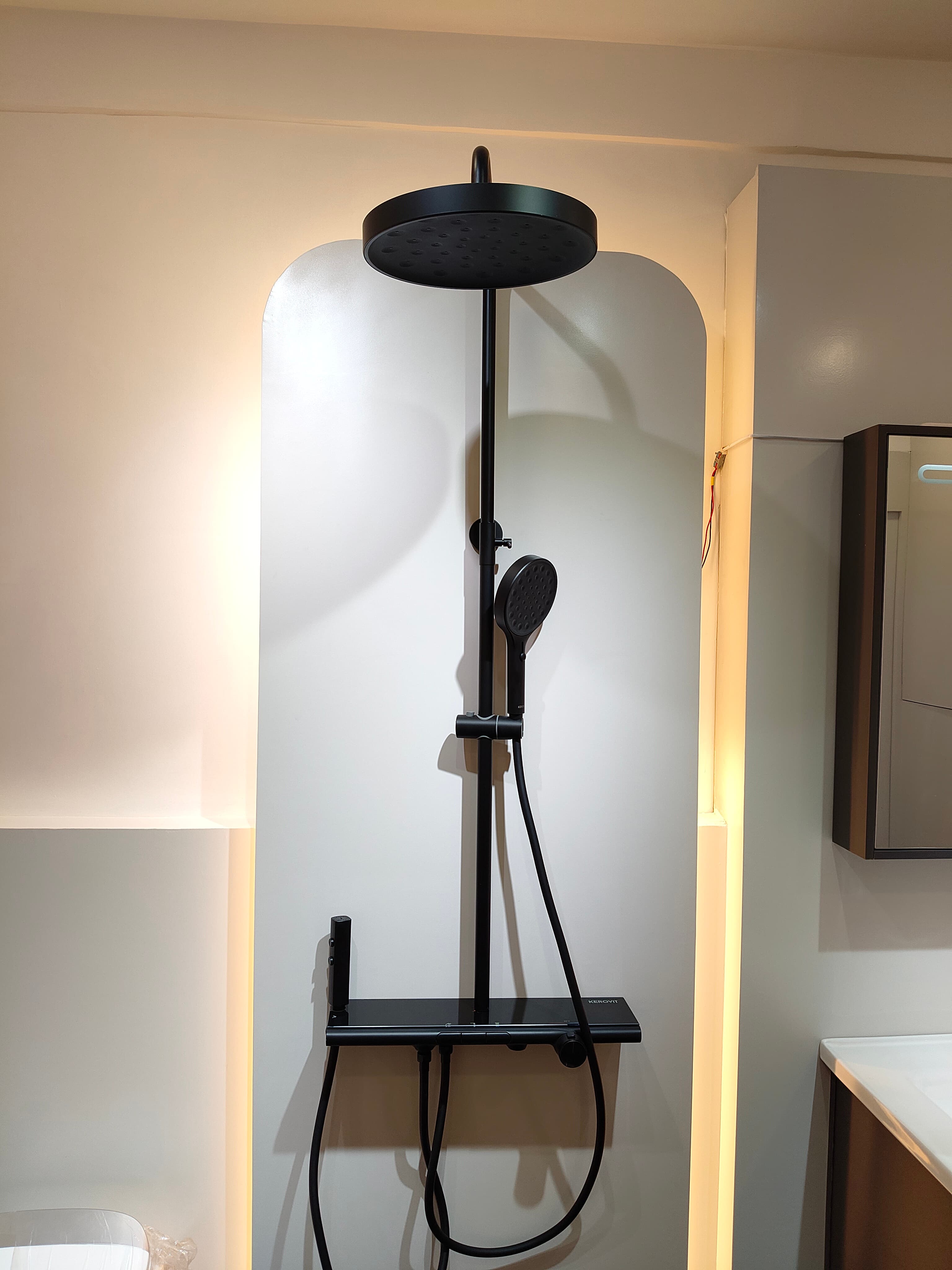 AARESS Enterprises showroom photo - IMG20260520124353