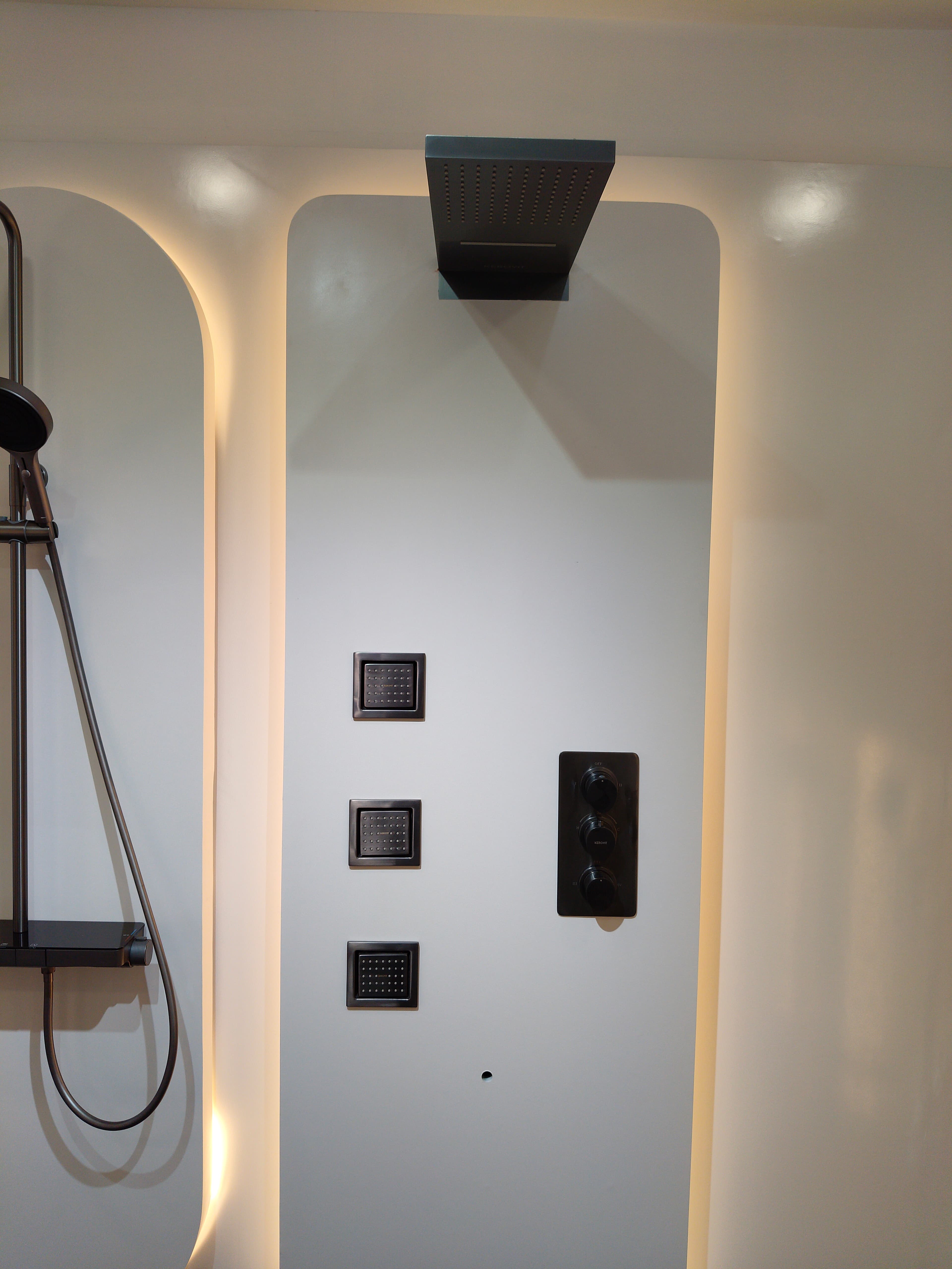 AARESS Enterprises showroom photo - IMG20260520124739